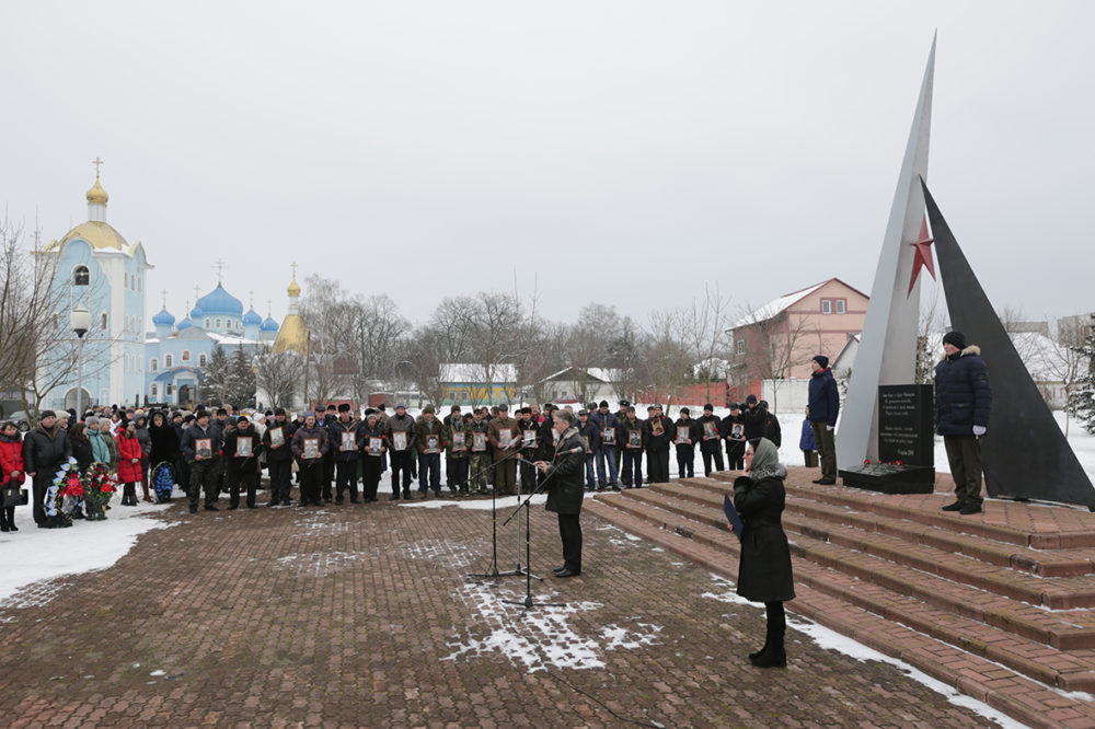 снимок 005 20 1000x666
